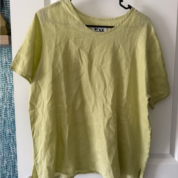 Flax Tops - Flax Green Boxy Short Sleeve T-Shirt